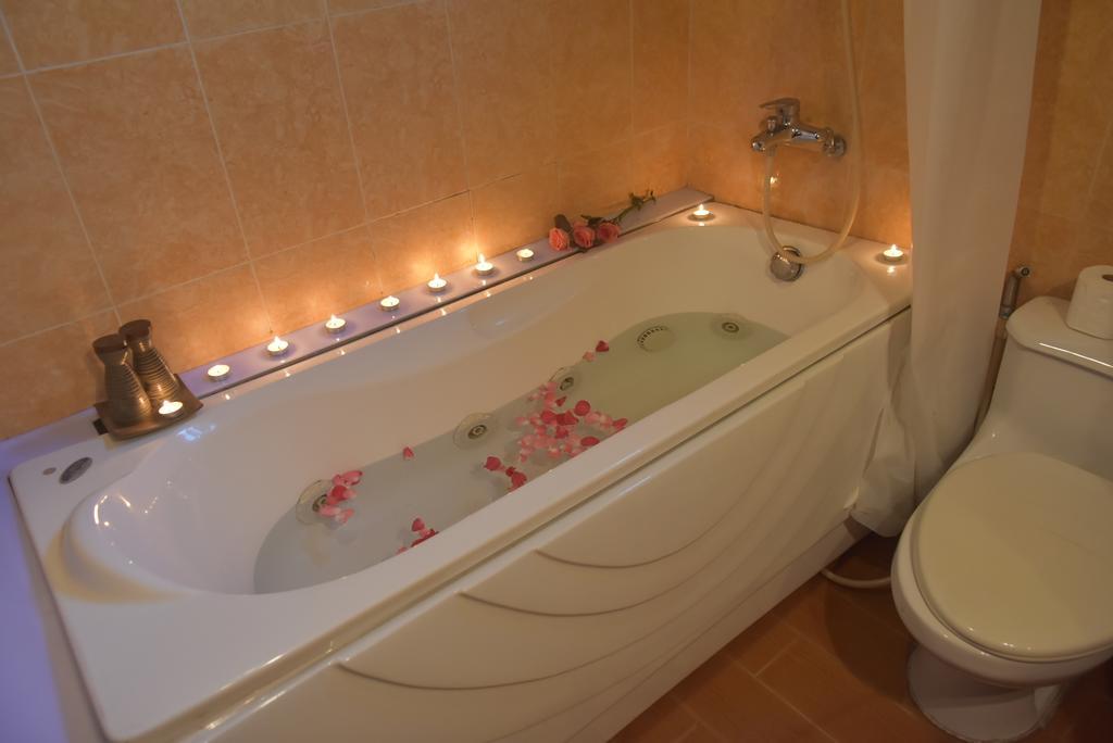 Hotel Garden Queen Ханой Экстерьер фото